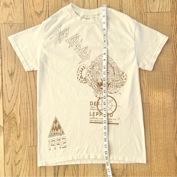 VINYL ICONS Def Leppard 1992 Cotton Graphic Tee In Natural Size X-Small - Picture 6 of 10